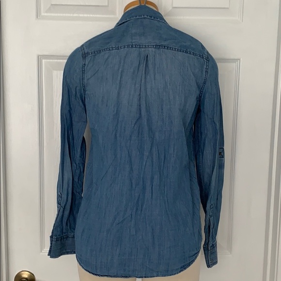 Arizona Jeans & Co Denim/ Chambray Button up- S - Picture 2 of 3
